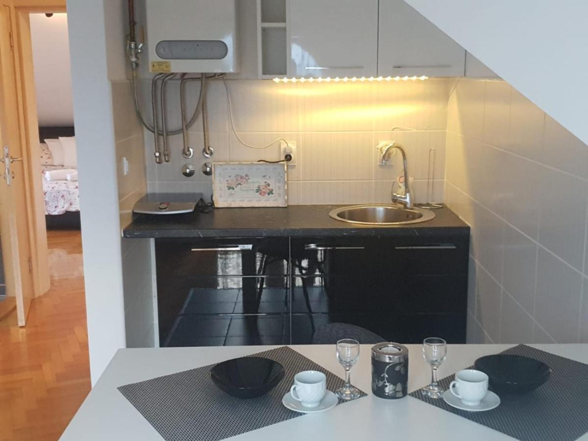 Apartment Paradise Cacak Luaran gambar