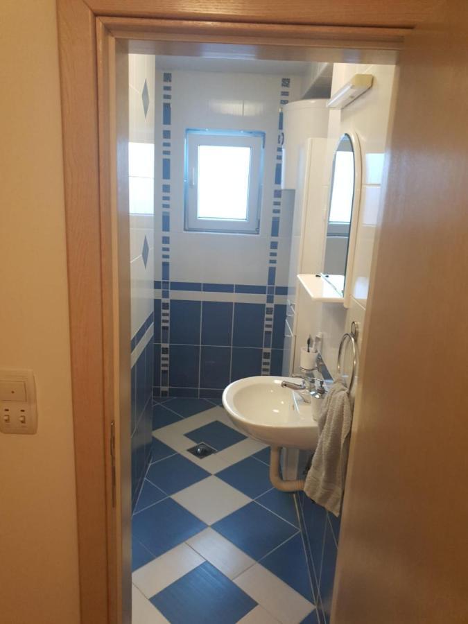 Apartment Paradise Cacak Luaran gambar